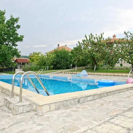 Paradise 4* Obrochishte
